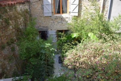 &#8364;157750 - 4 Bedroom Character House In Verteuil-sur-charente. Garden With Chateau Views